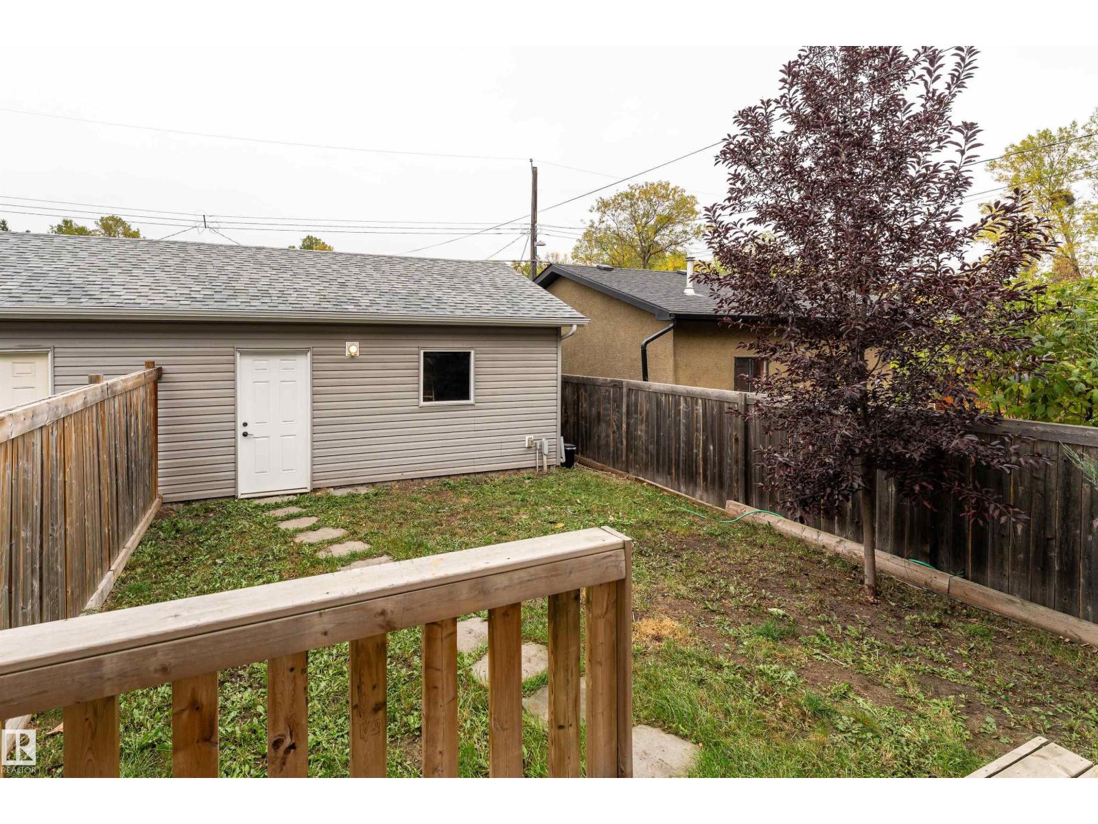 10706 67 AV NW, Edmonton