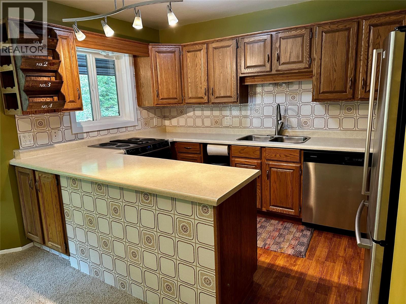 1691 3A Highway Unit# 32, Nelson