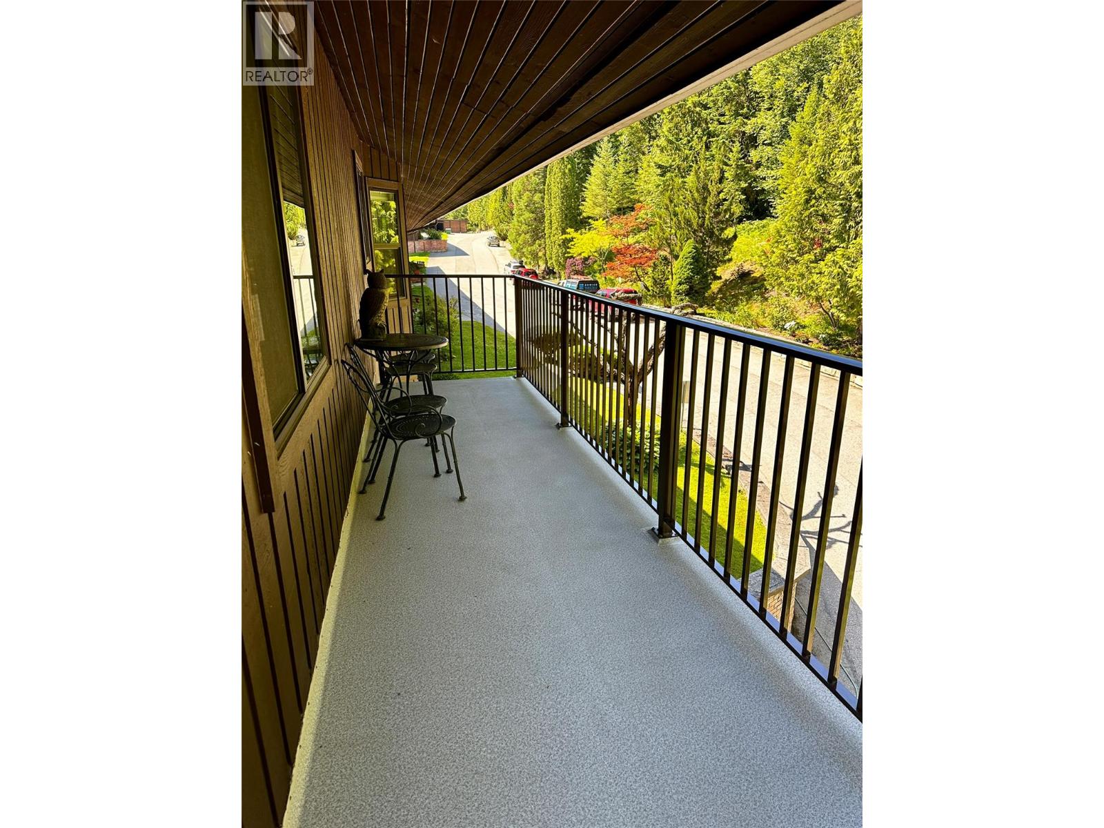 1691 3A Highway Unit# 32, Nelson
