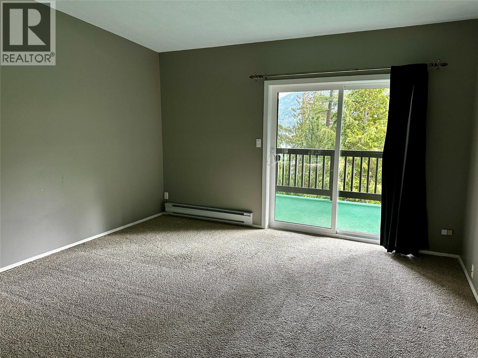 1691 3A Highway Unit# 32, Nelson