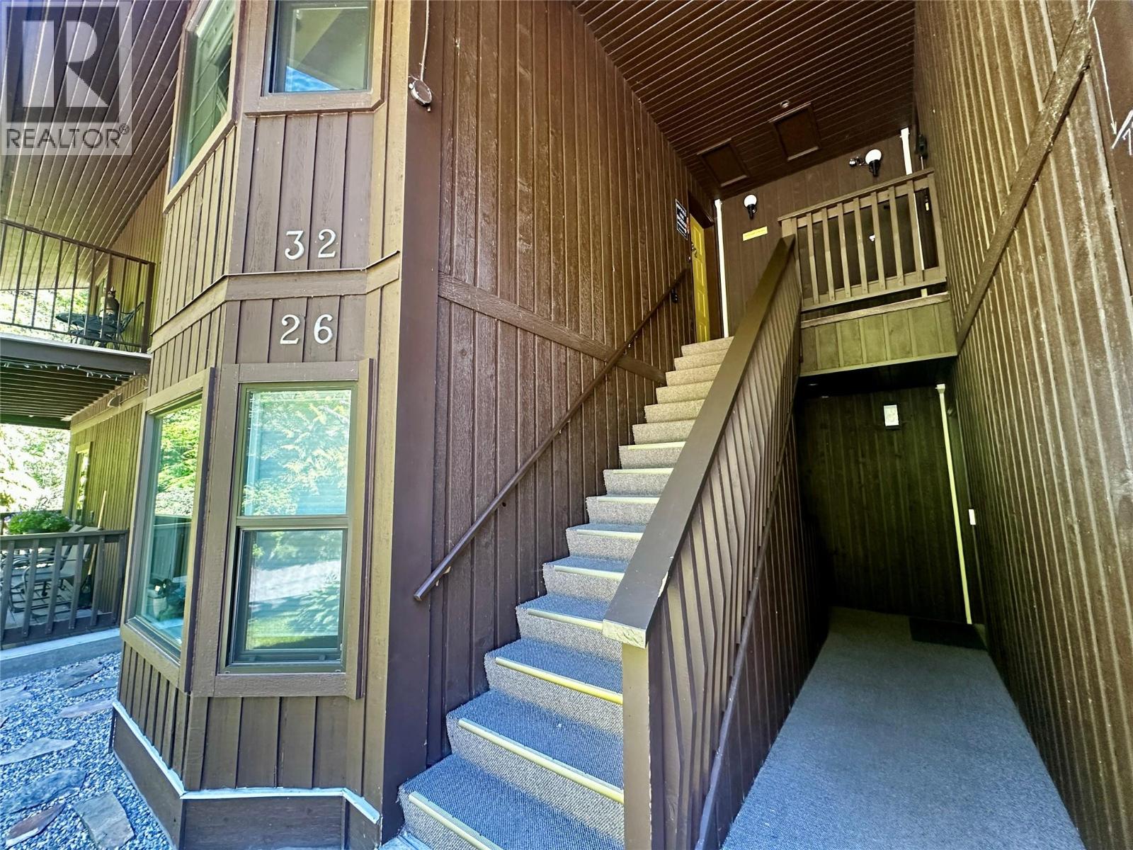 1691 3A Highway Unit# 32, Nelson