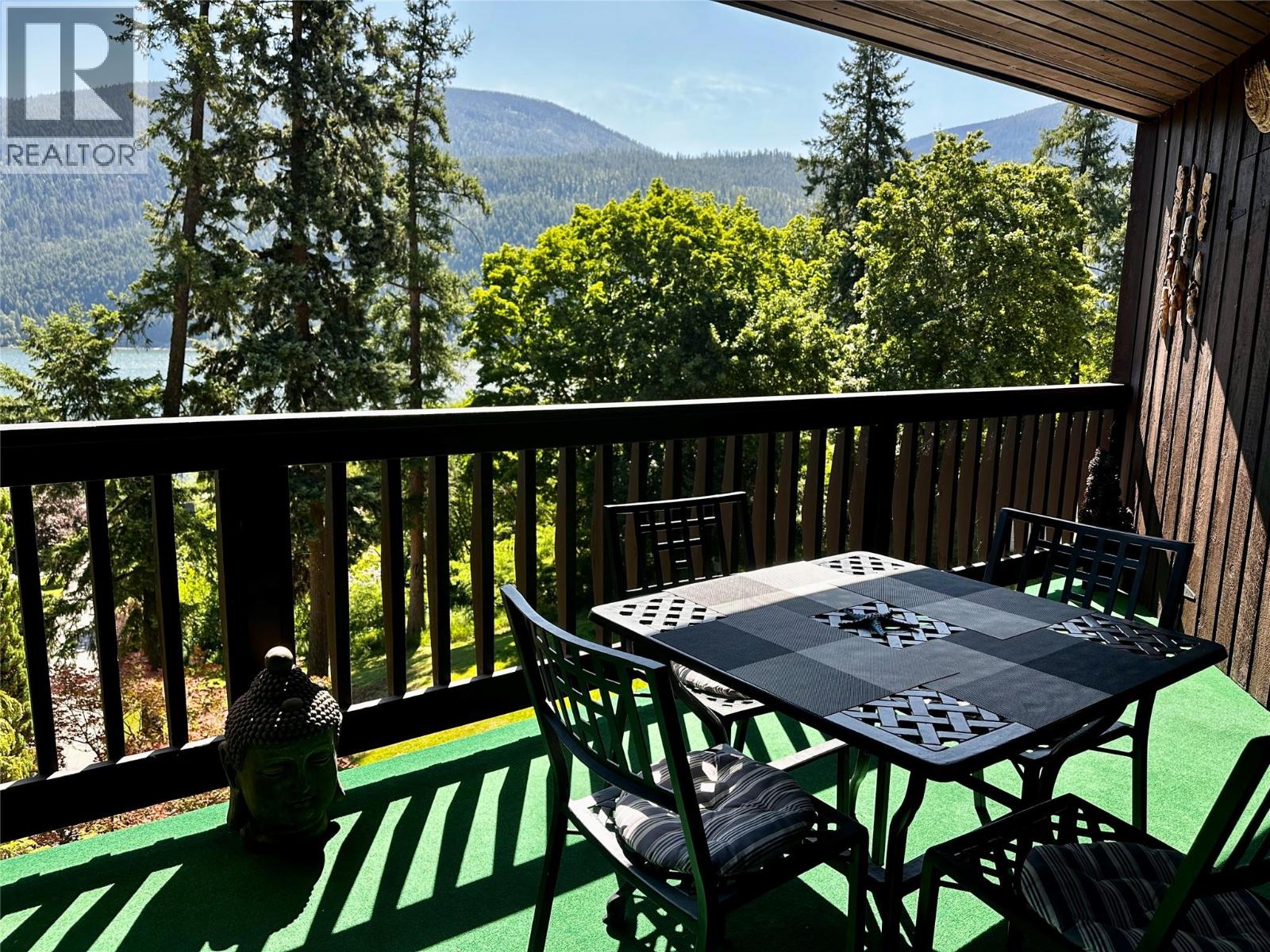 1691 3A Highway Unit# 32, Nelson