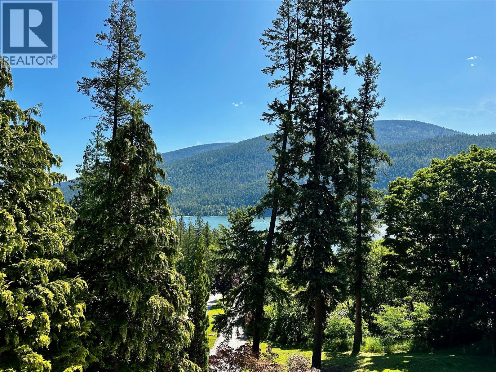 1691 3A Highway Unit# 32, Nelson