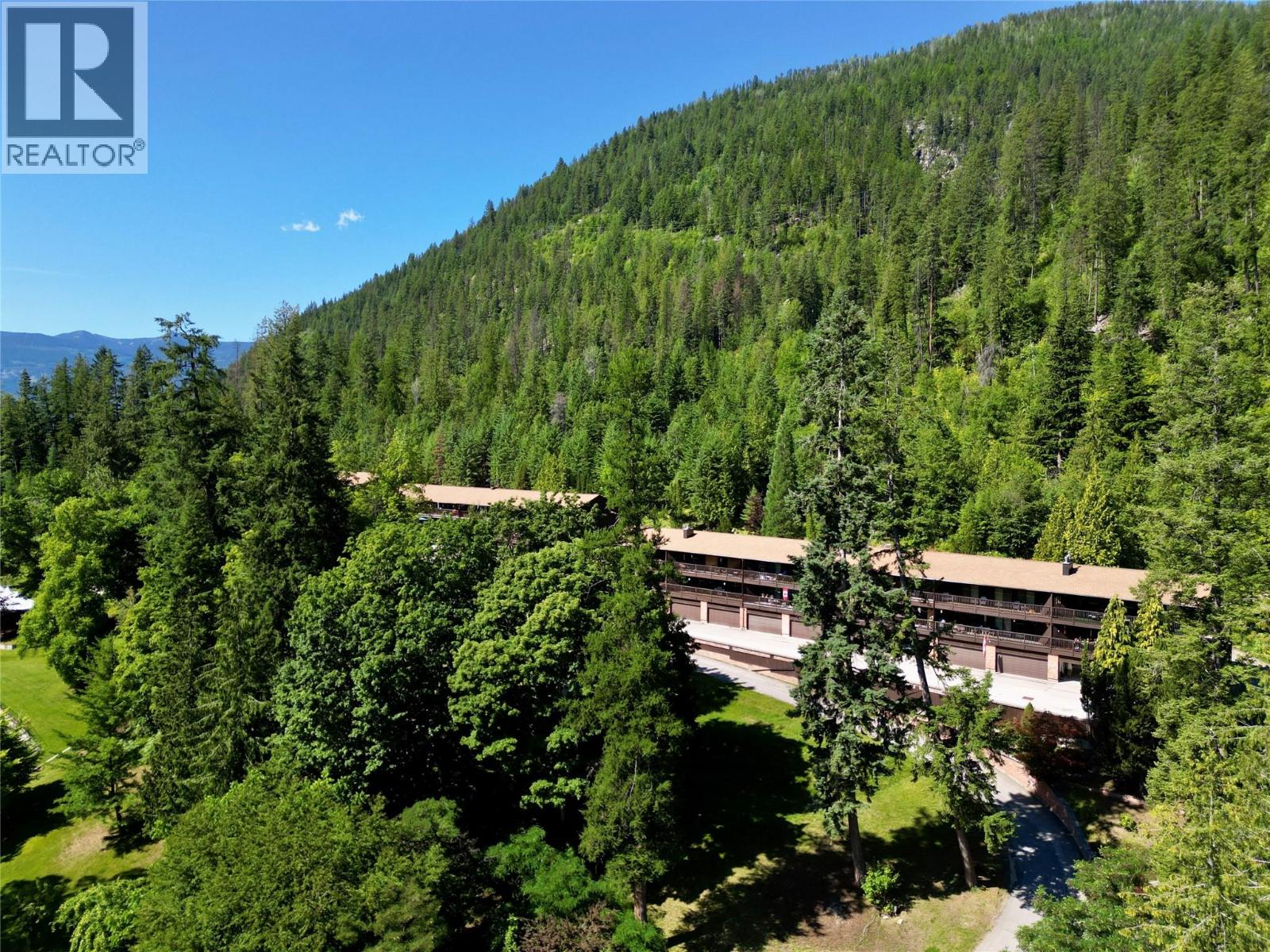 1691 3A Highway Unit# 32, Nelson