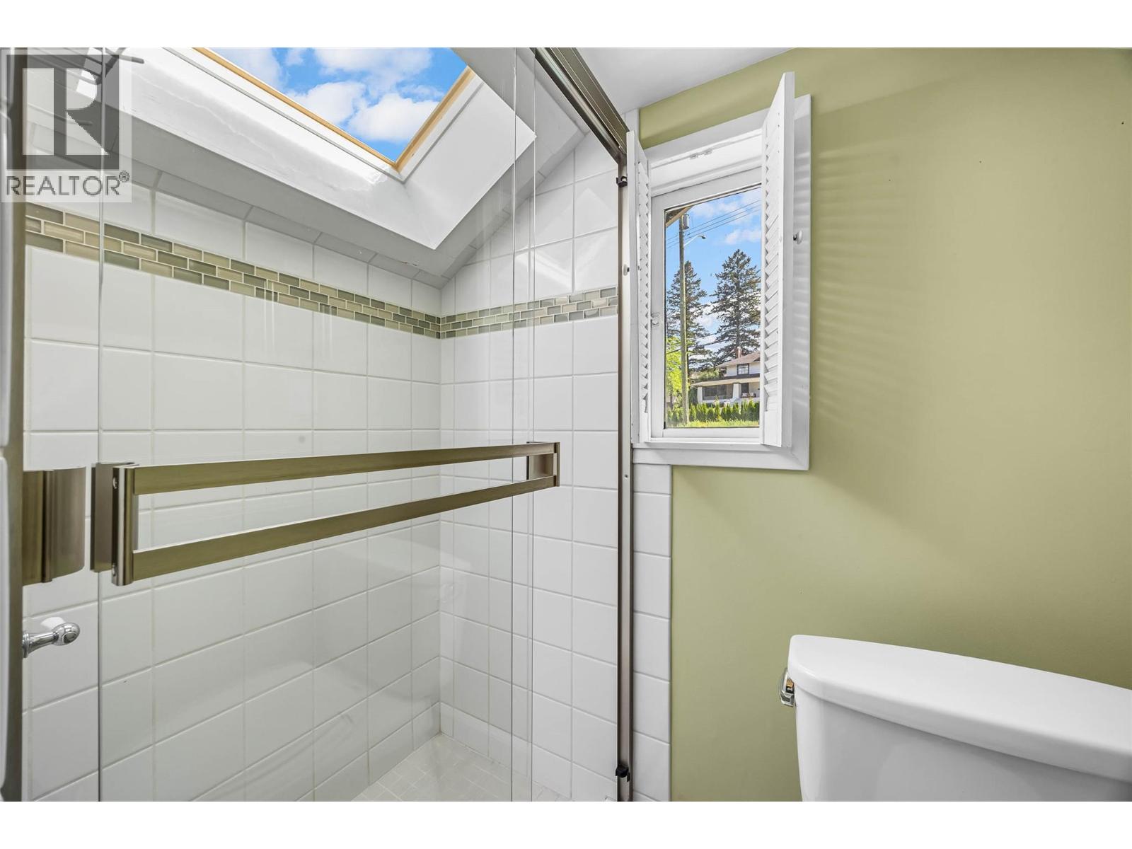 141 Connaught Road, Kamloops