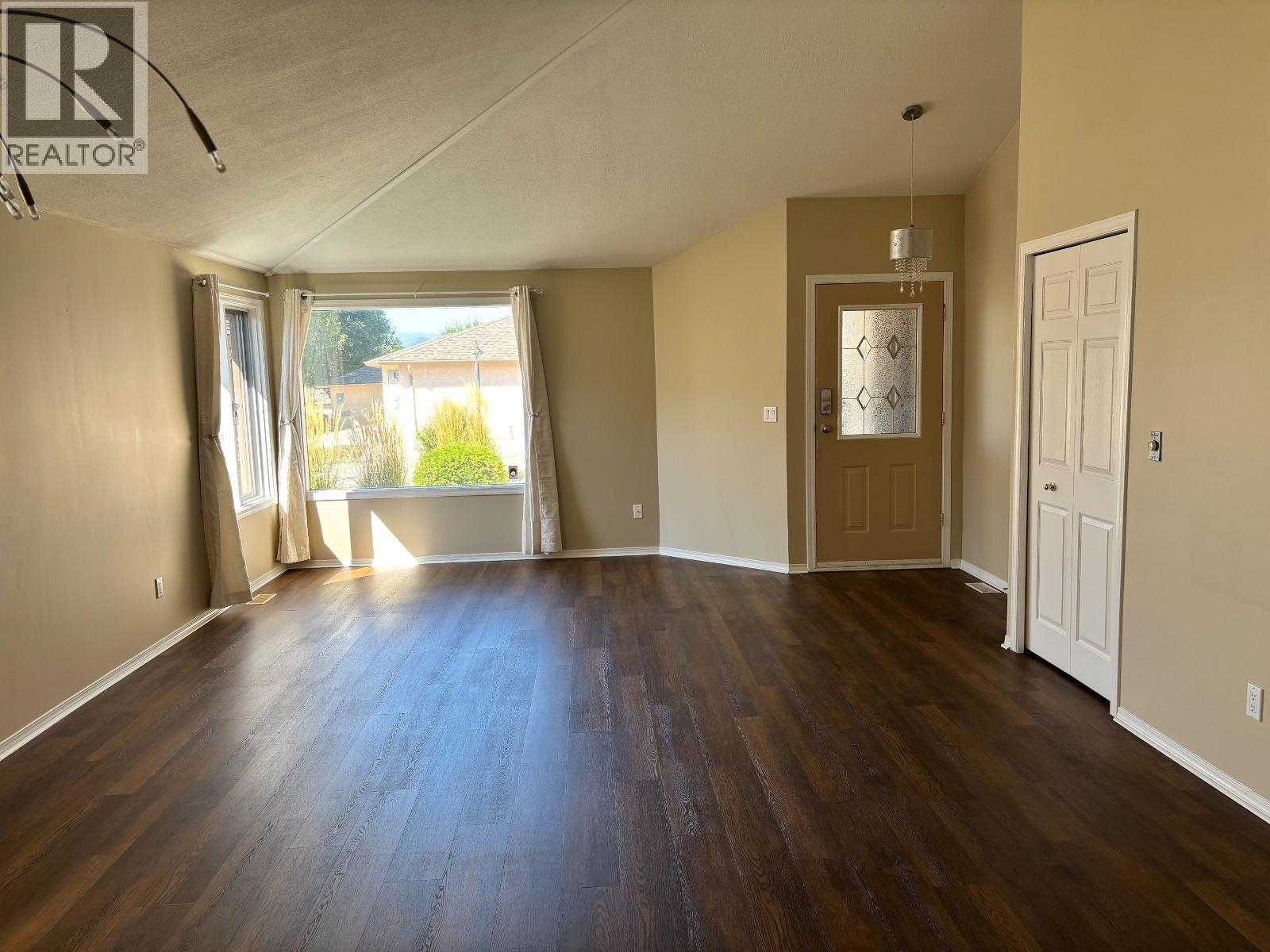 47 1001 30 Avenue, Vernon