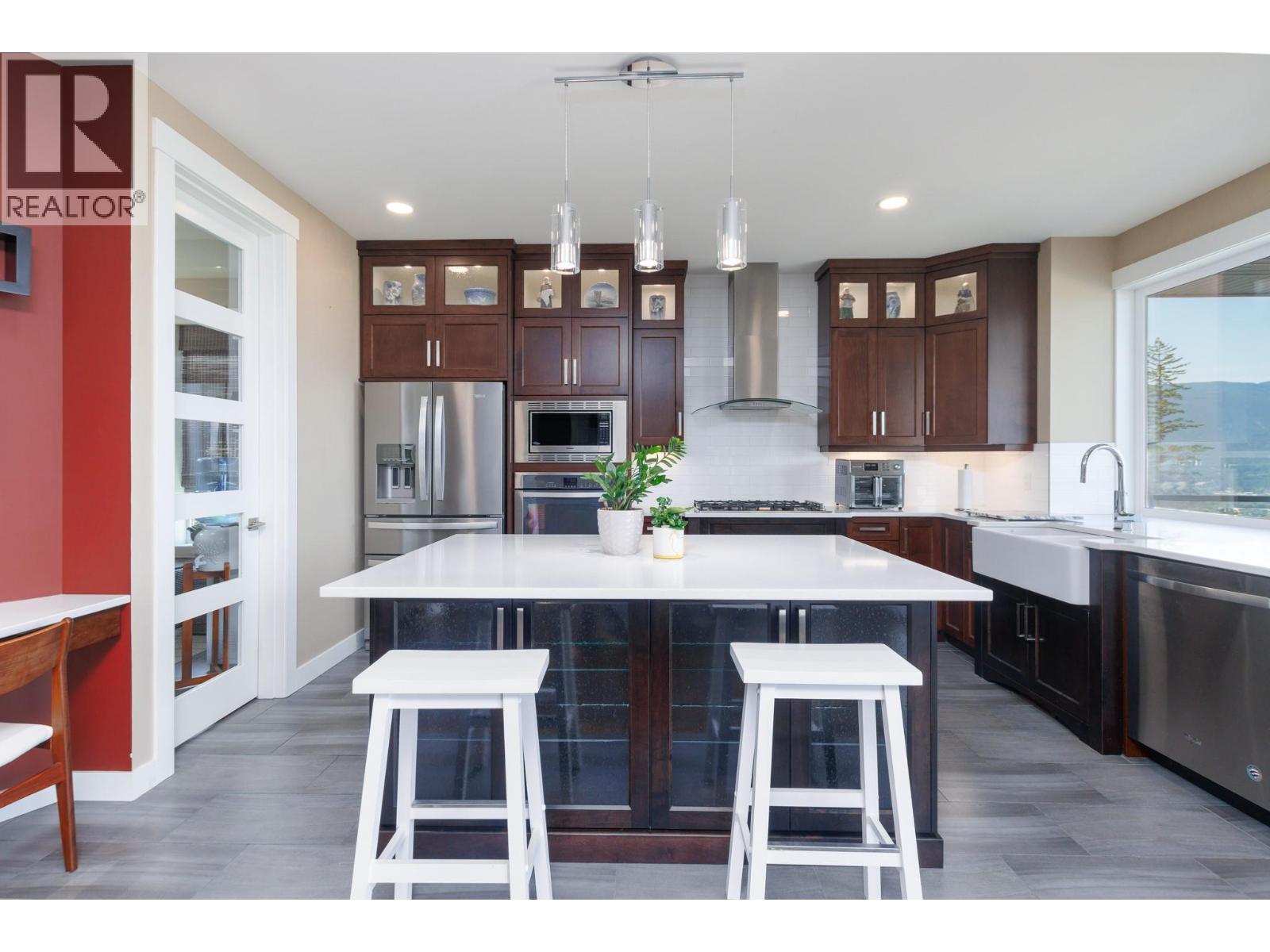  1061 19 Avenue Southeast, Salmon Arm