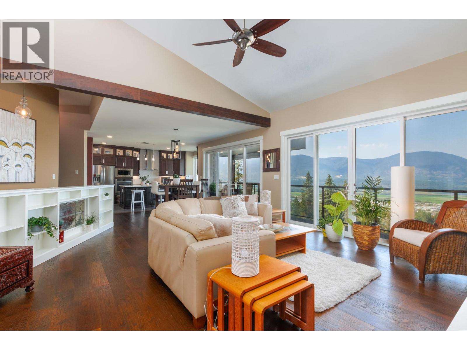  1061 19 Avenue Southeast, Salmon Arm