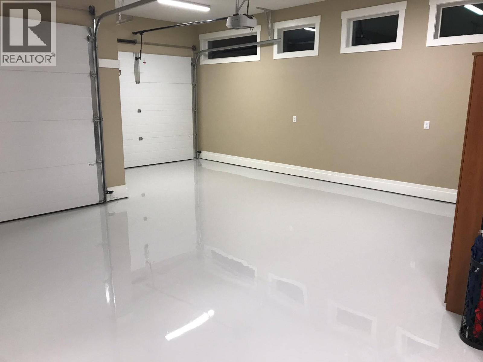  1061 19 Avenue Southeast, Salmon Arm