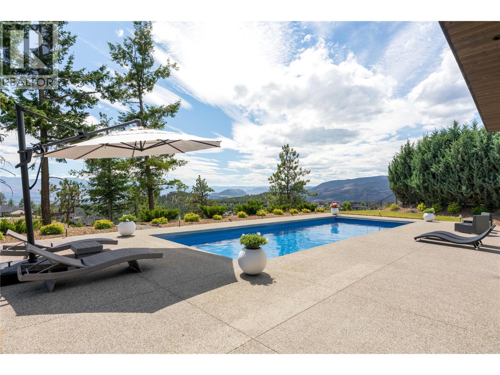  172 Skyland Drive, Kelowna