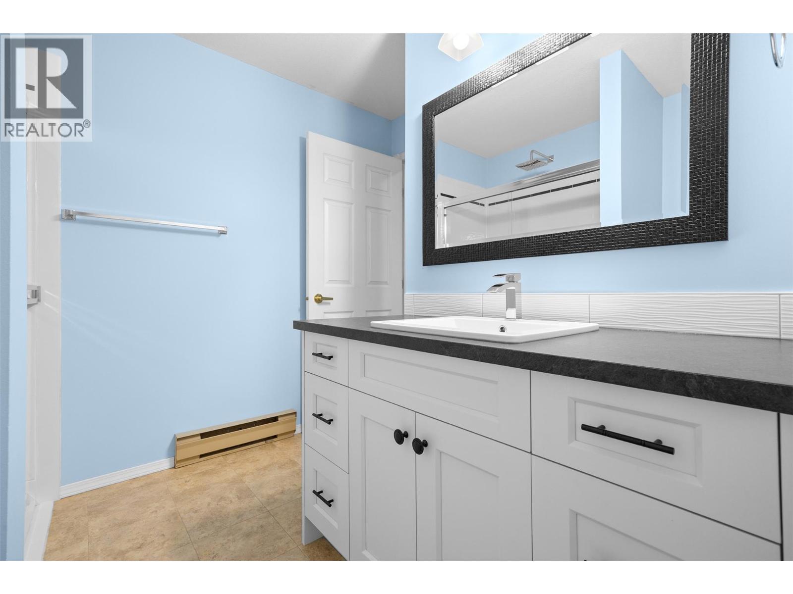 310 575 Sutherland Avenue, Kelowna