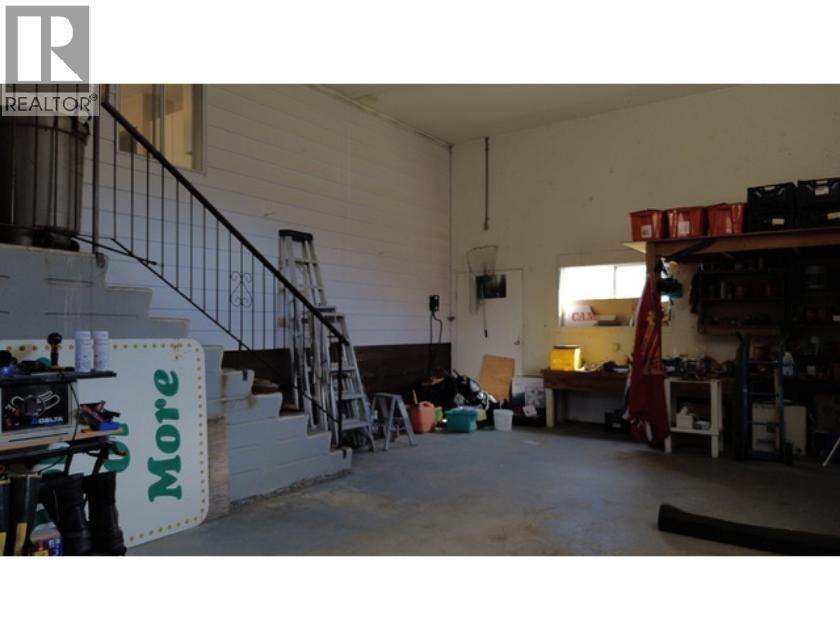 629 THIRD AVENUE - 10