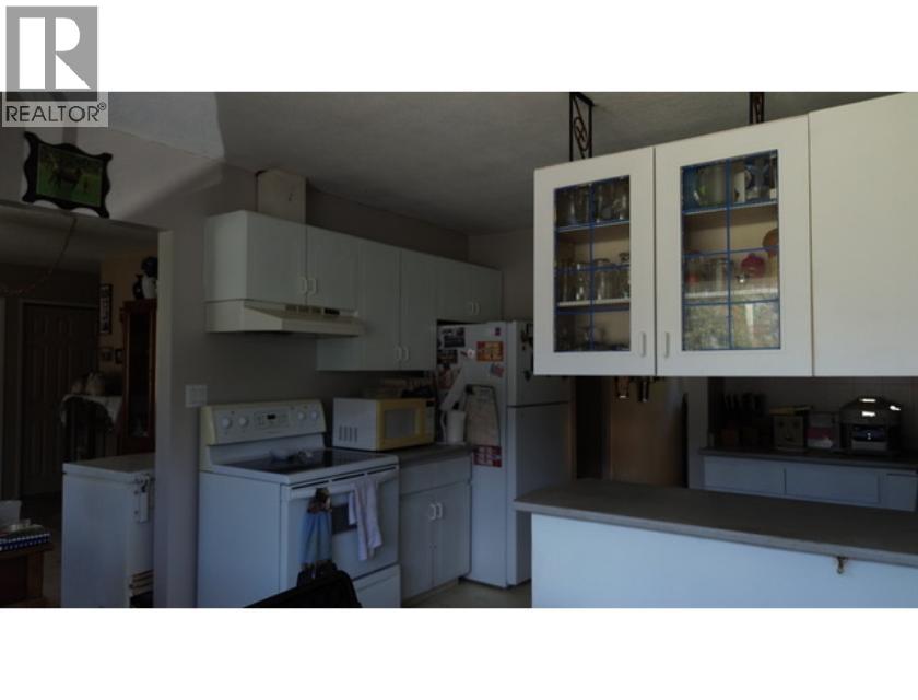 629 THIRD Avenue - 6