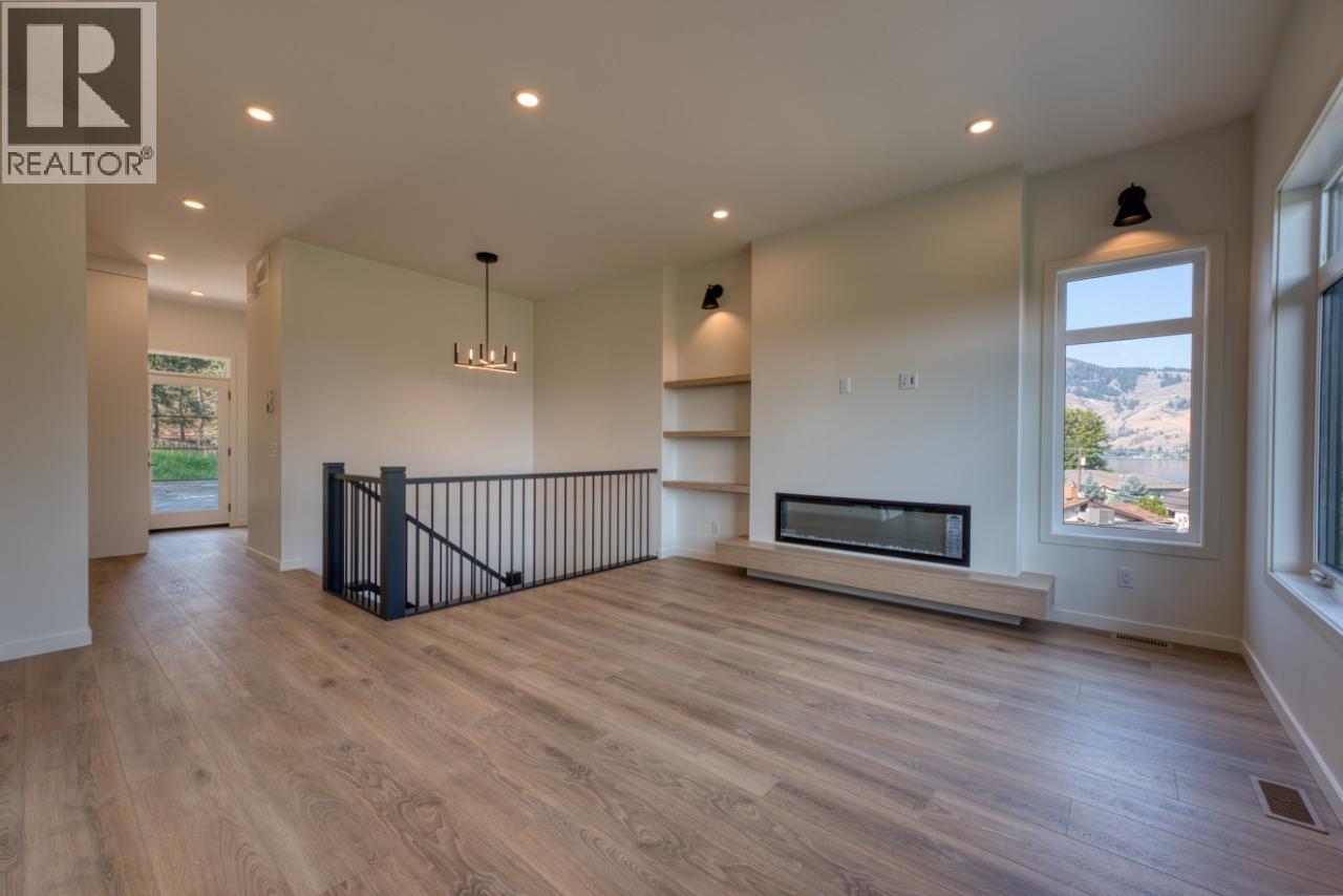 24 7599 Klinger Road, Vernon