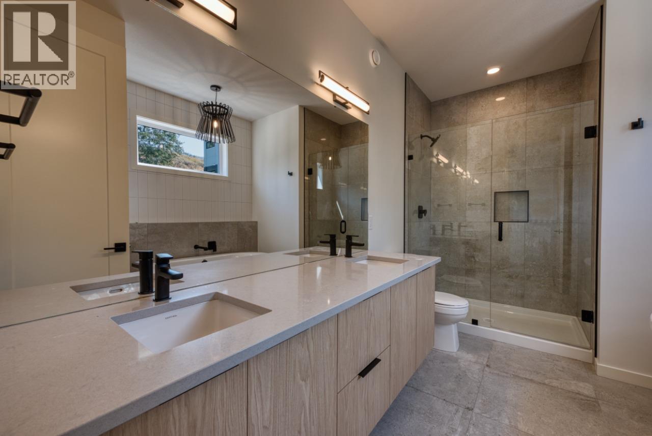 24 7599 Klinger Road, Vernon