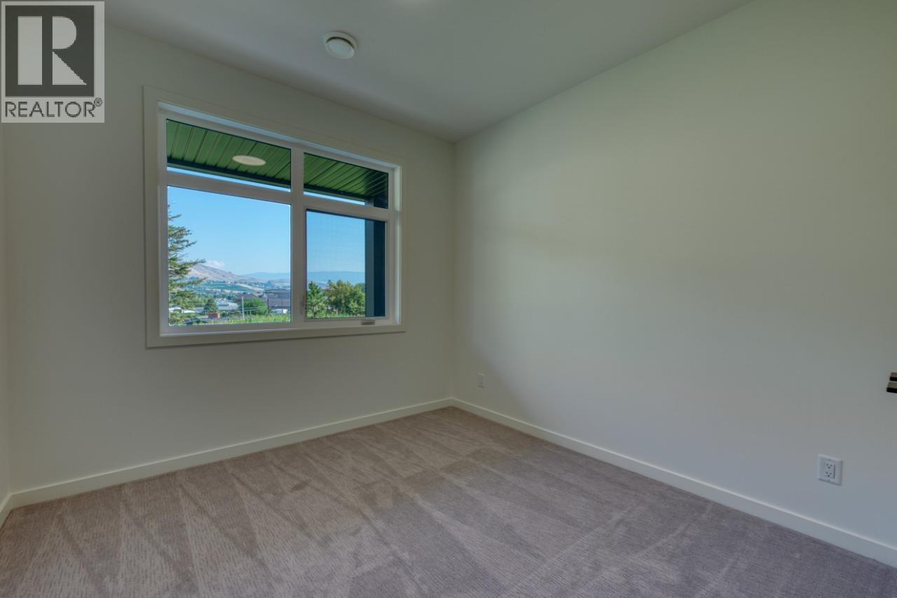 24 7599 Klinger Road, Vernon