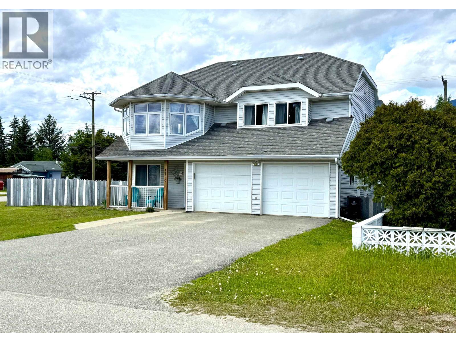 1290 8TH AVENUE, Valemount