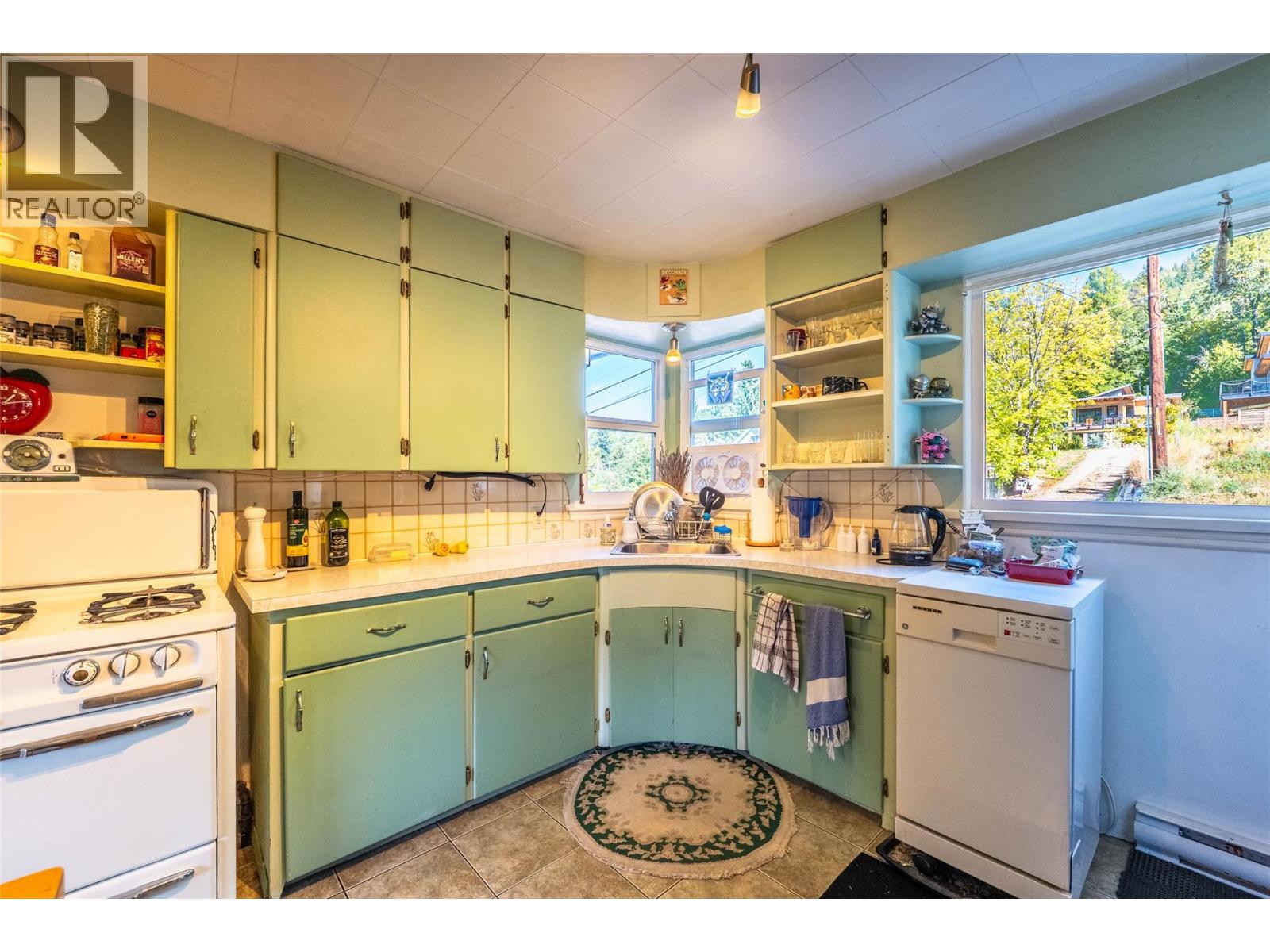 1524 Cedar Street, Nelson