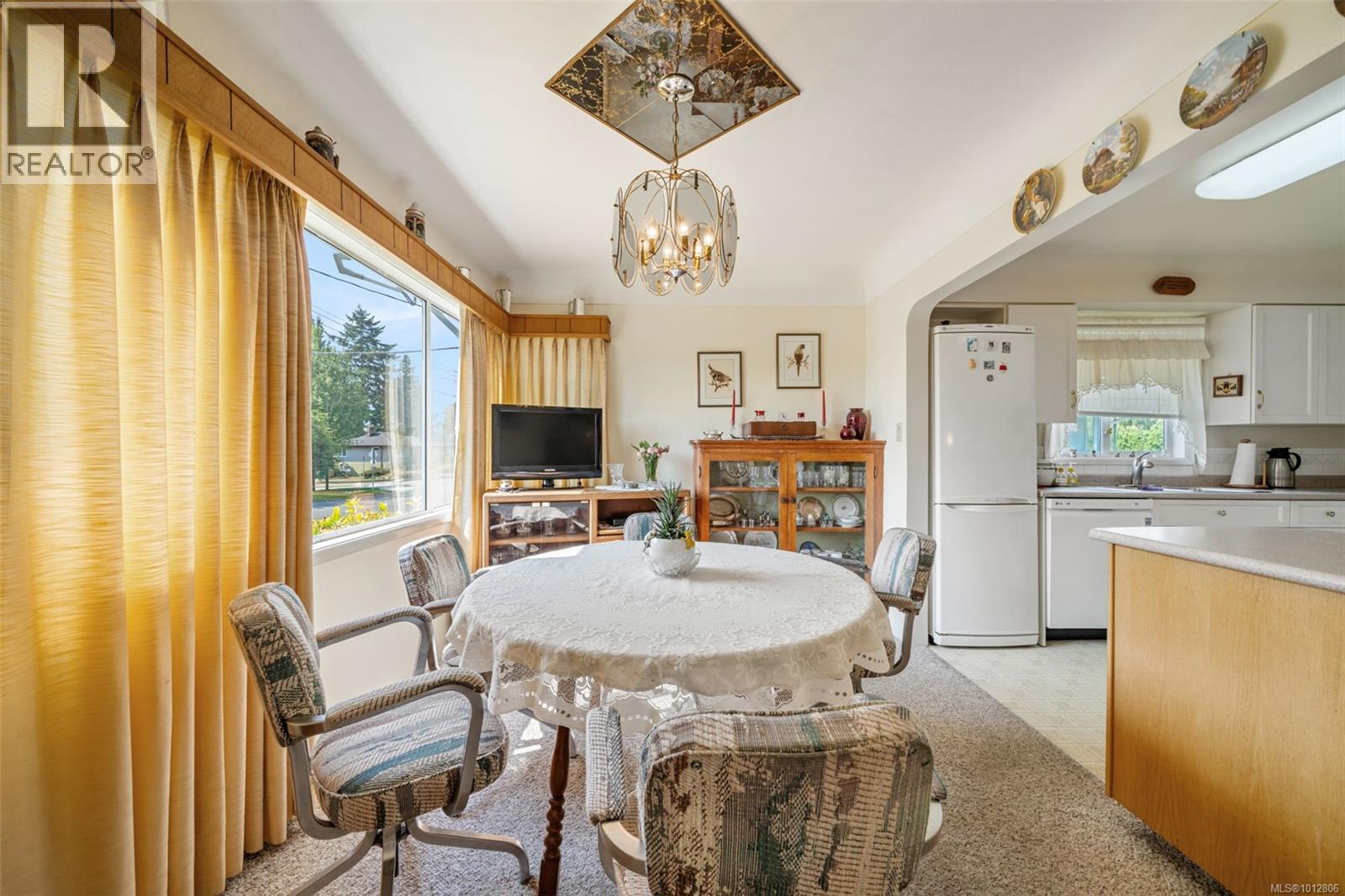  1924 Allenby Street, Saanich
