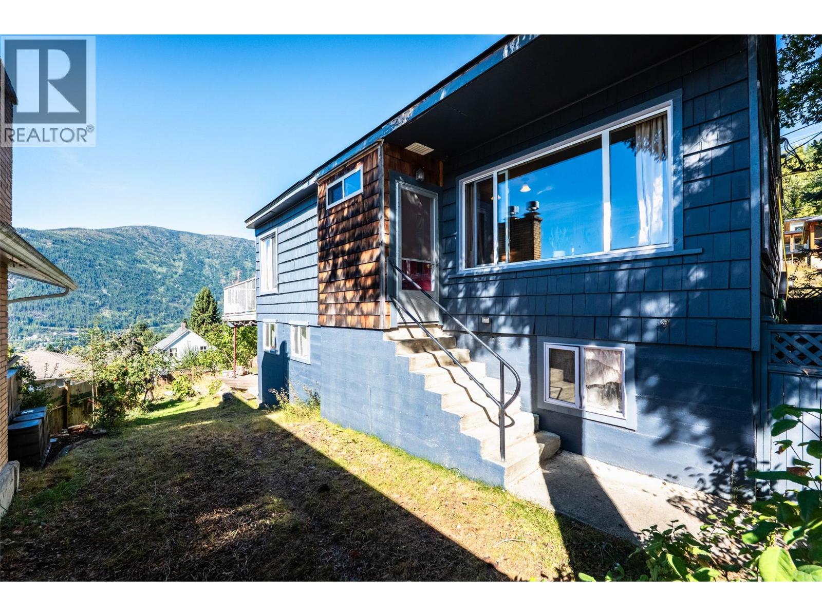 1524 Cedar Street, Nelson