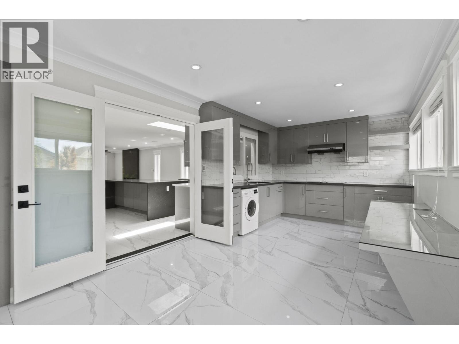 1339 RAMA AVENUE, New Westminster