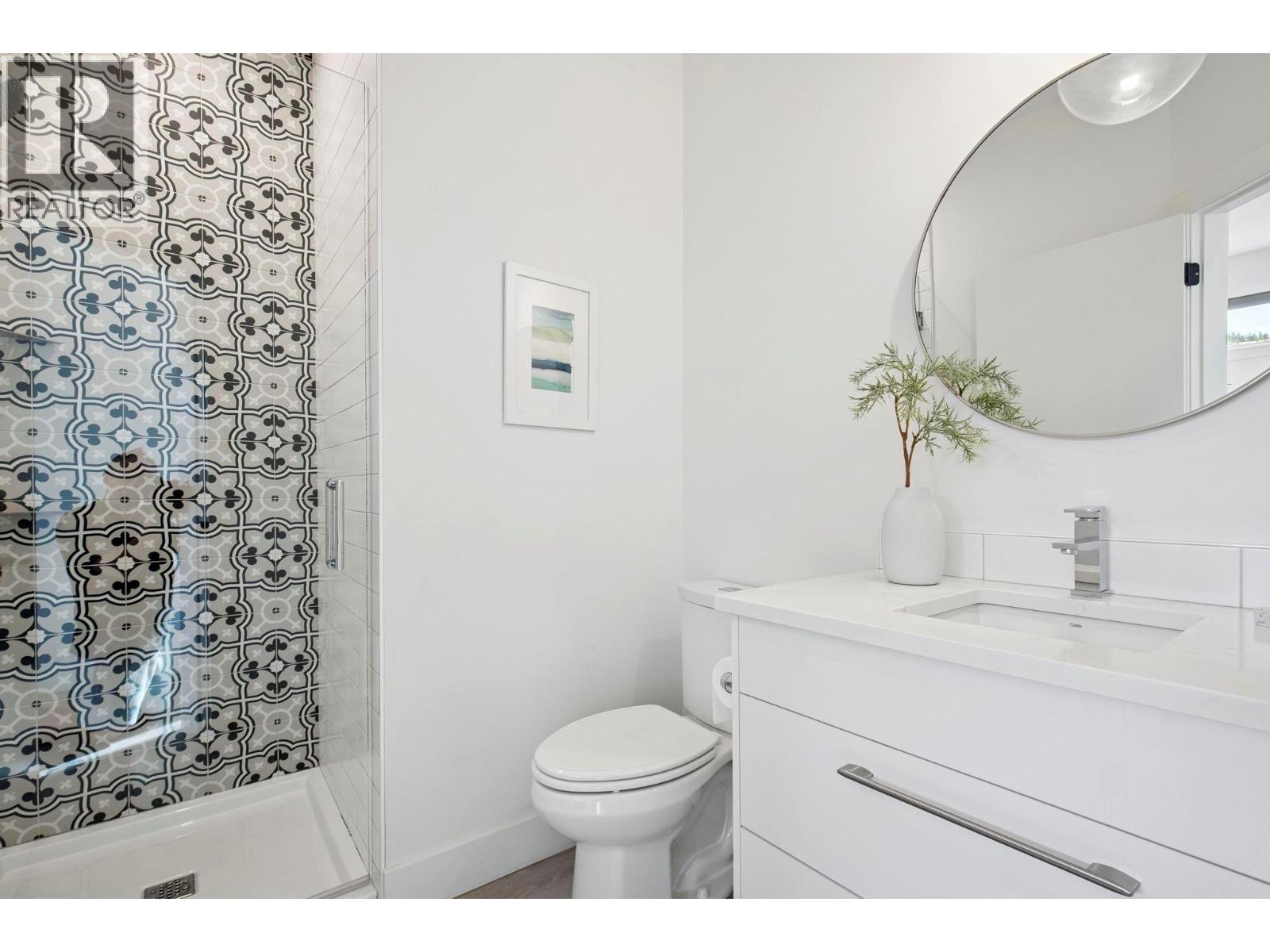  966 Fuller Avenue, Kelowna