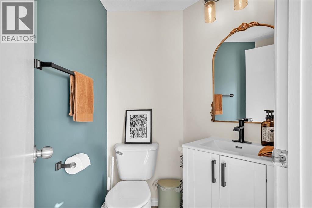 Single Family House for Sale in  Tuscany Ridge Terrace NW Tuscany Calgary 
