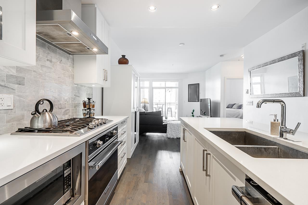 405 1420 JOHNSTON ROAD, White Rock