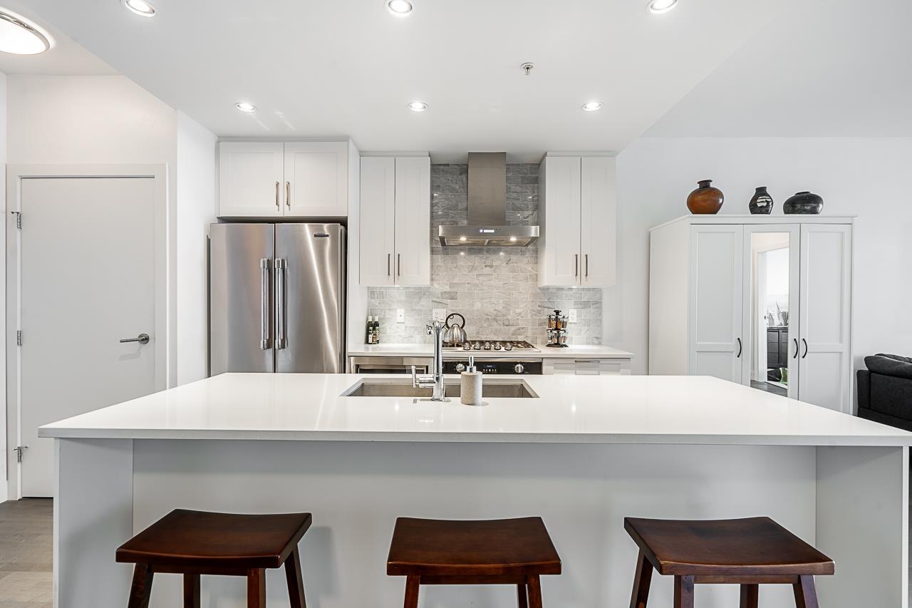 405 1420 JOHNSTON ROAD, White Rock