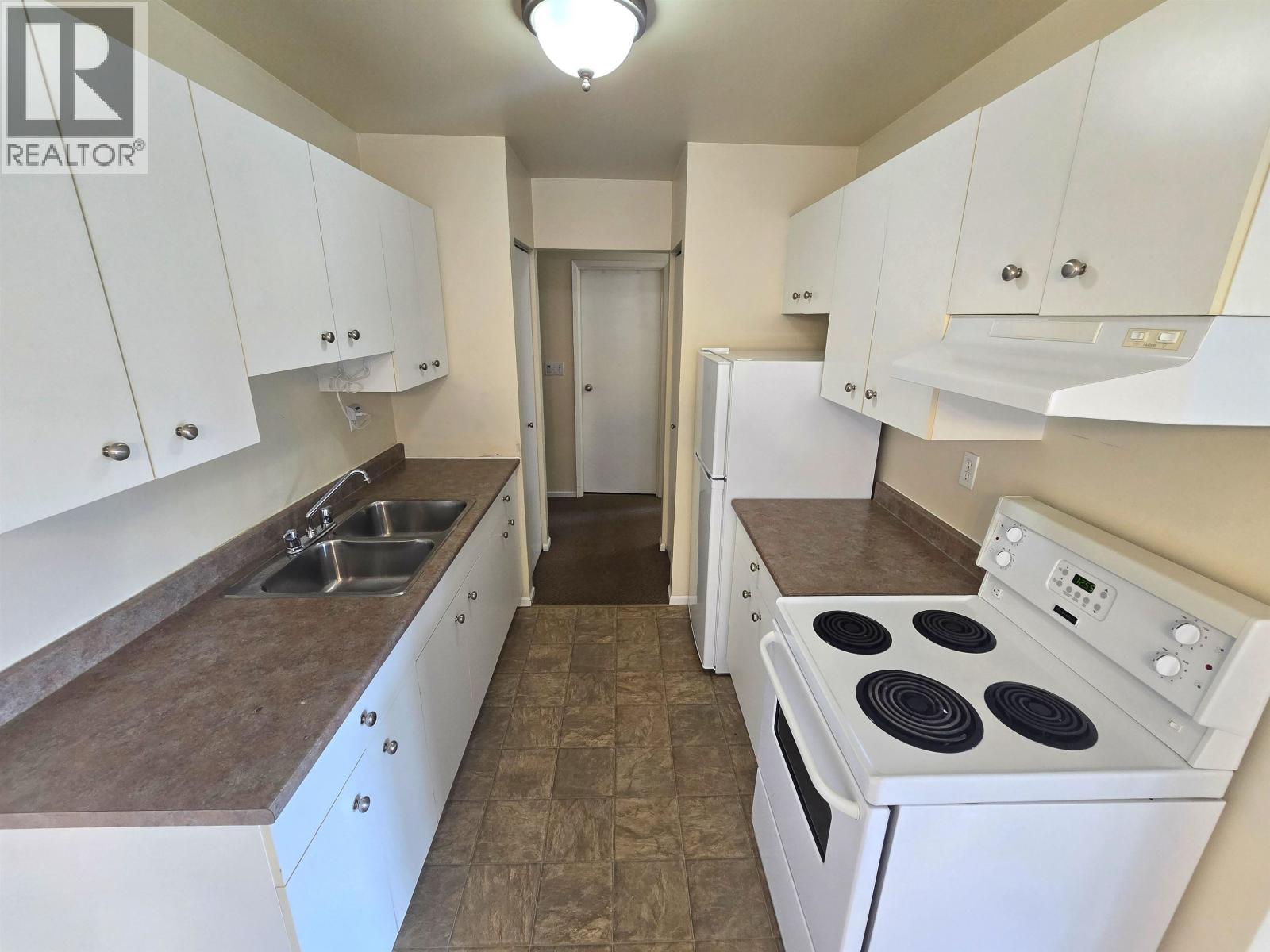 301 4931 WALSH AVENUE, Terrace