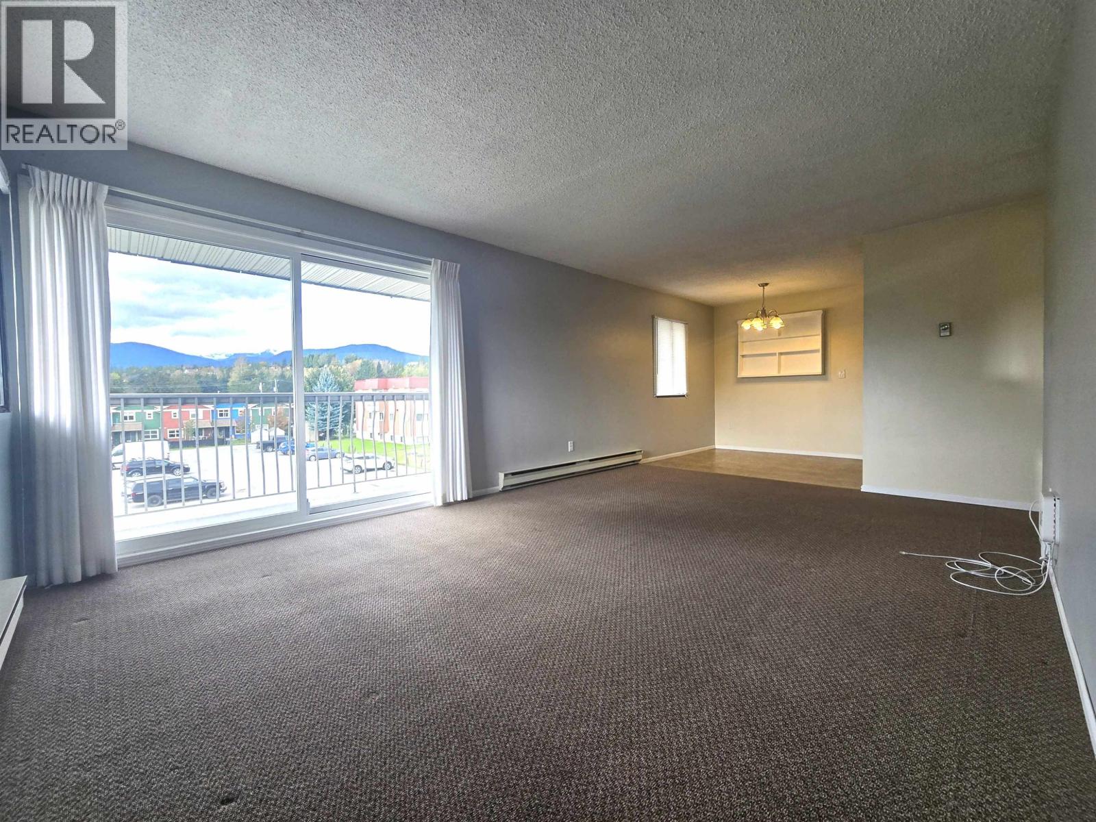 301 4931 WALSH AVENUE, Terrace