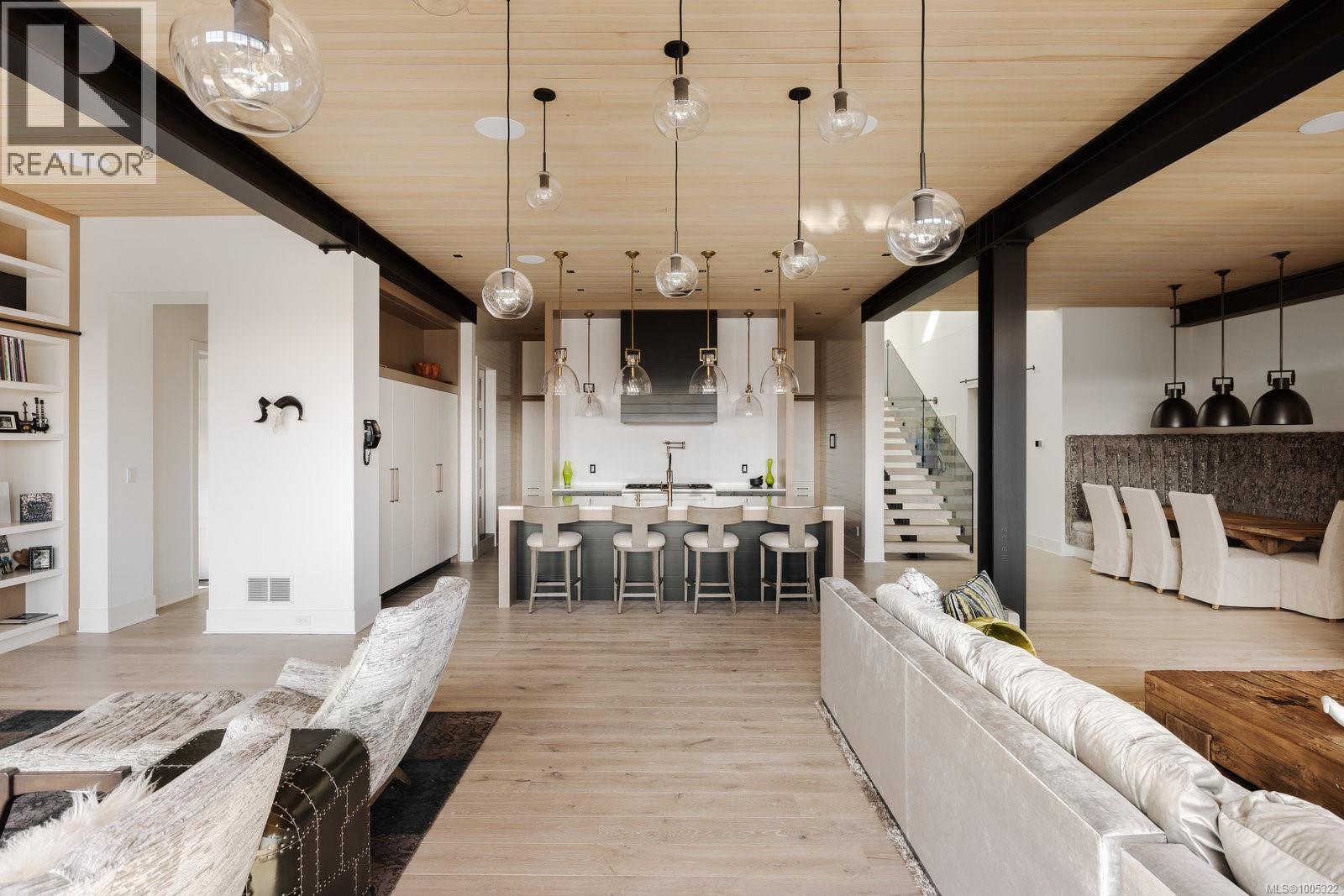  1424 Pinehurst Place, Langford