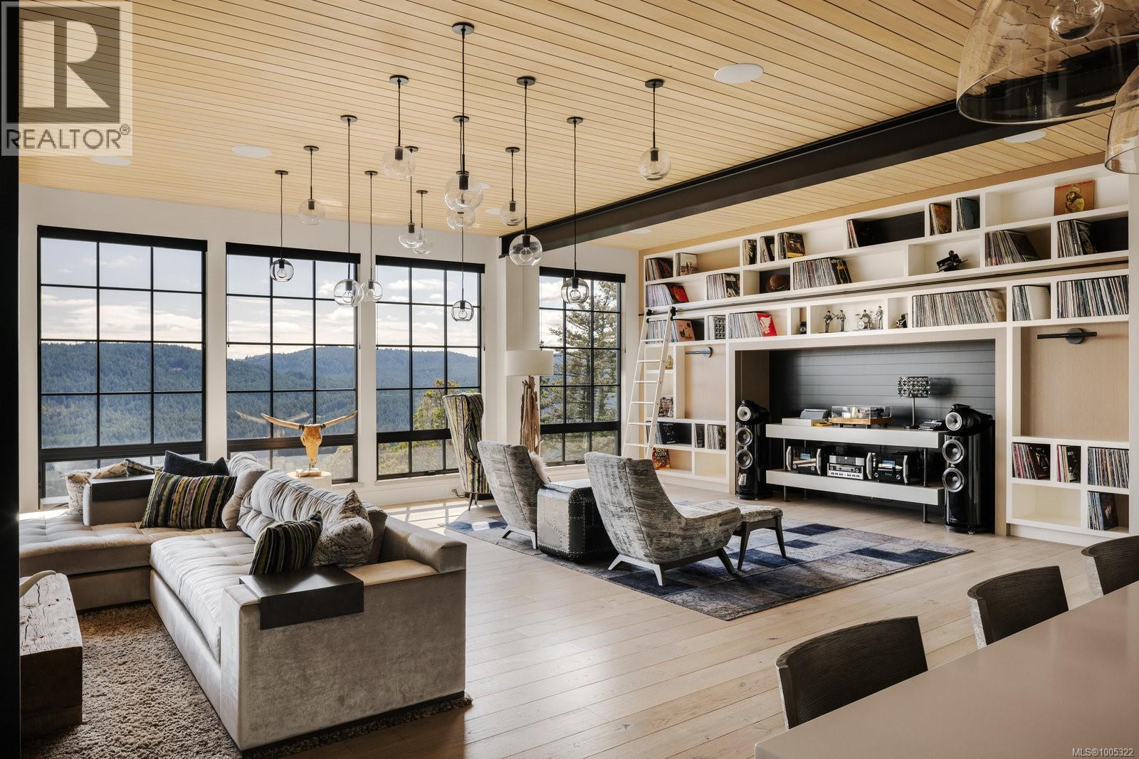  1424 Pinehurst Place, Langford
