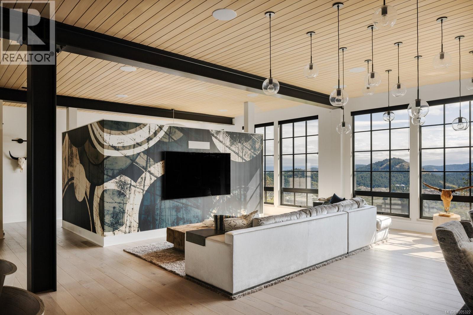  1424 Pinehurst Place, Langford