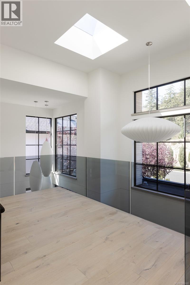  1424 Pinehurst Place, Langford