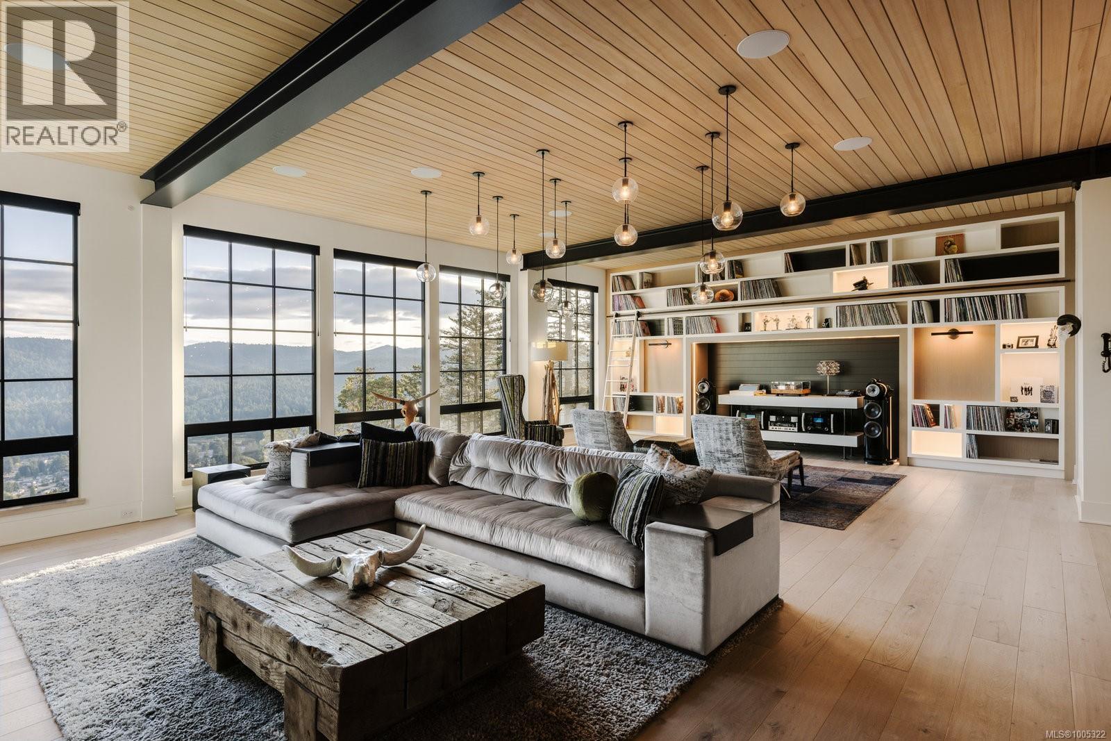  1424 Pinehurst Place, Langford