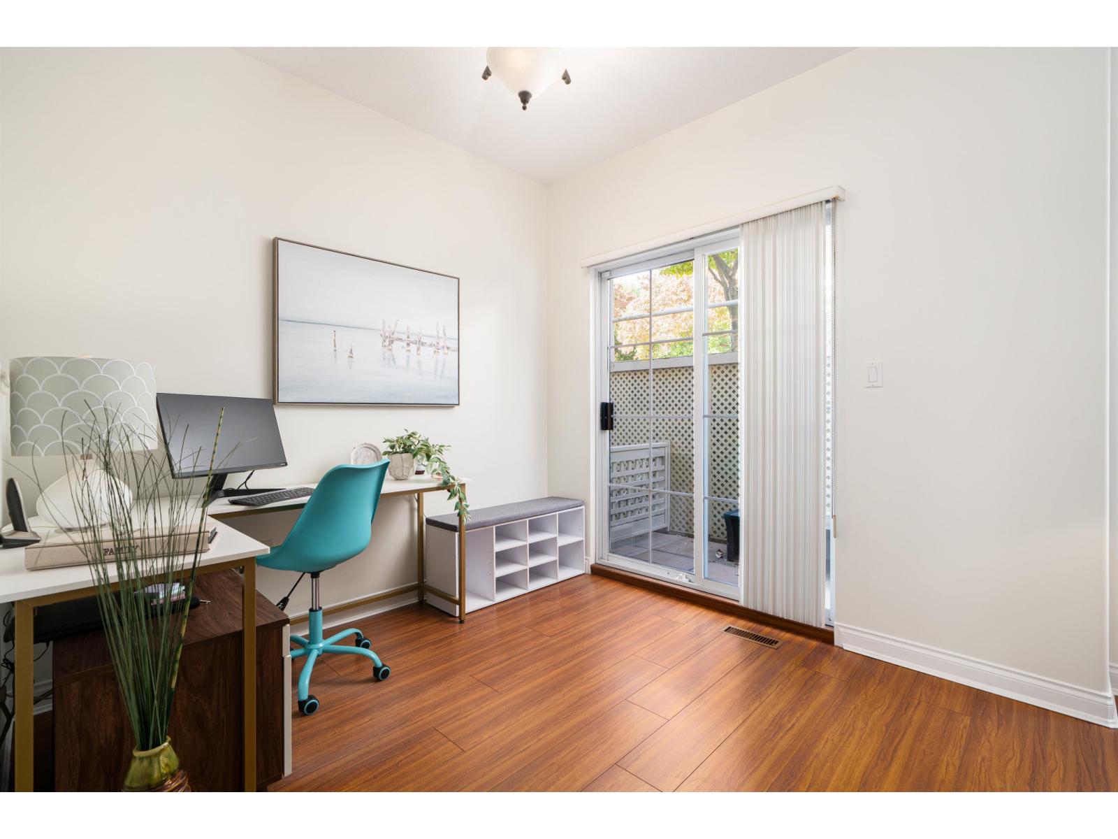 1159 VIDAL STREET, White Rock