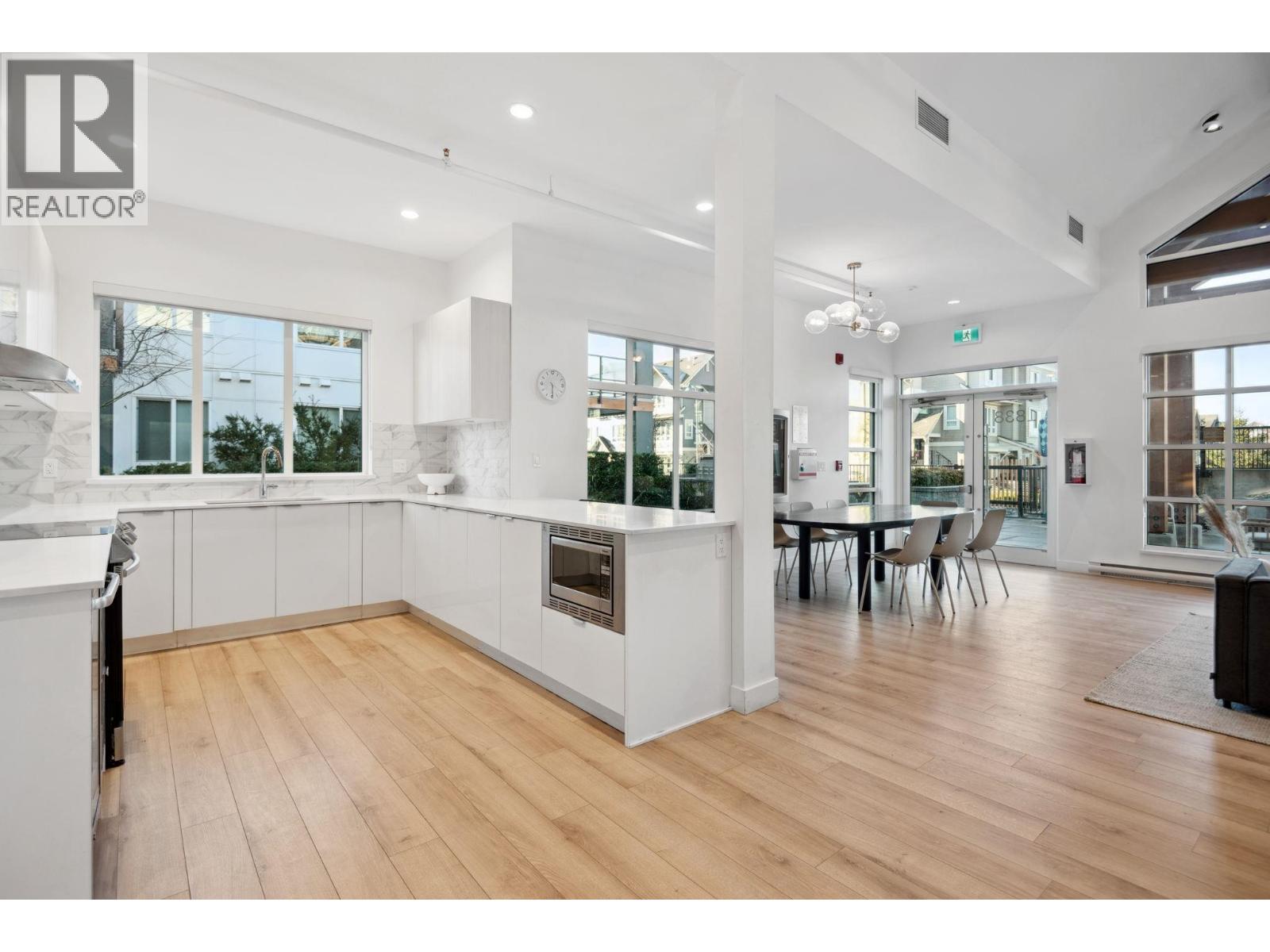 118 1792 STARLING DRIVE, Tsawwassen