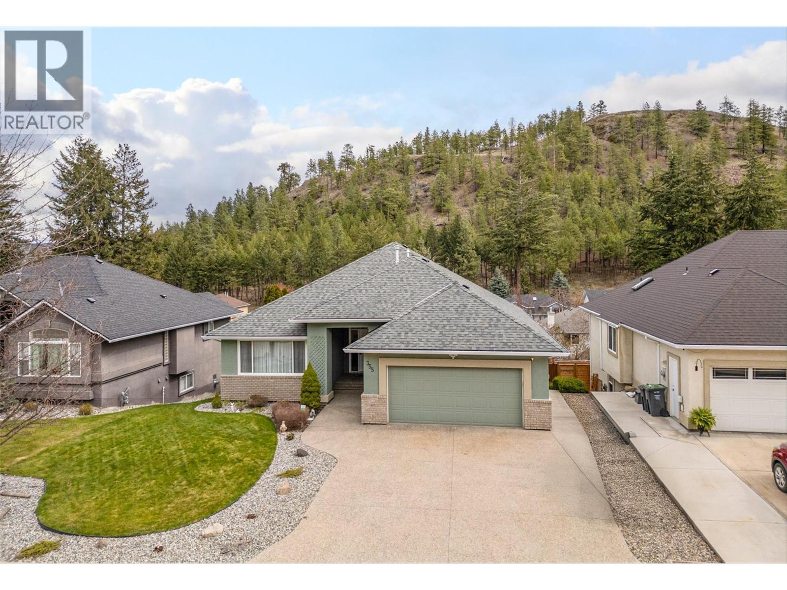  355 Woodpark Crescent, Kelowna
