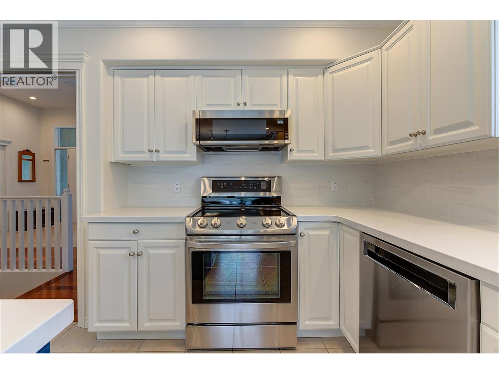 355 Woodpark Crescent, Kelowna