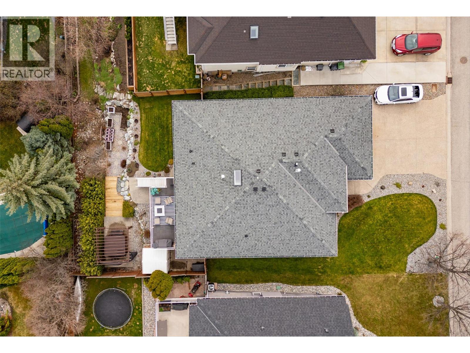  355 Woodpark Crescent, Kelowna