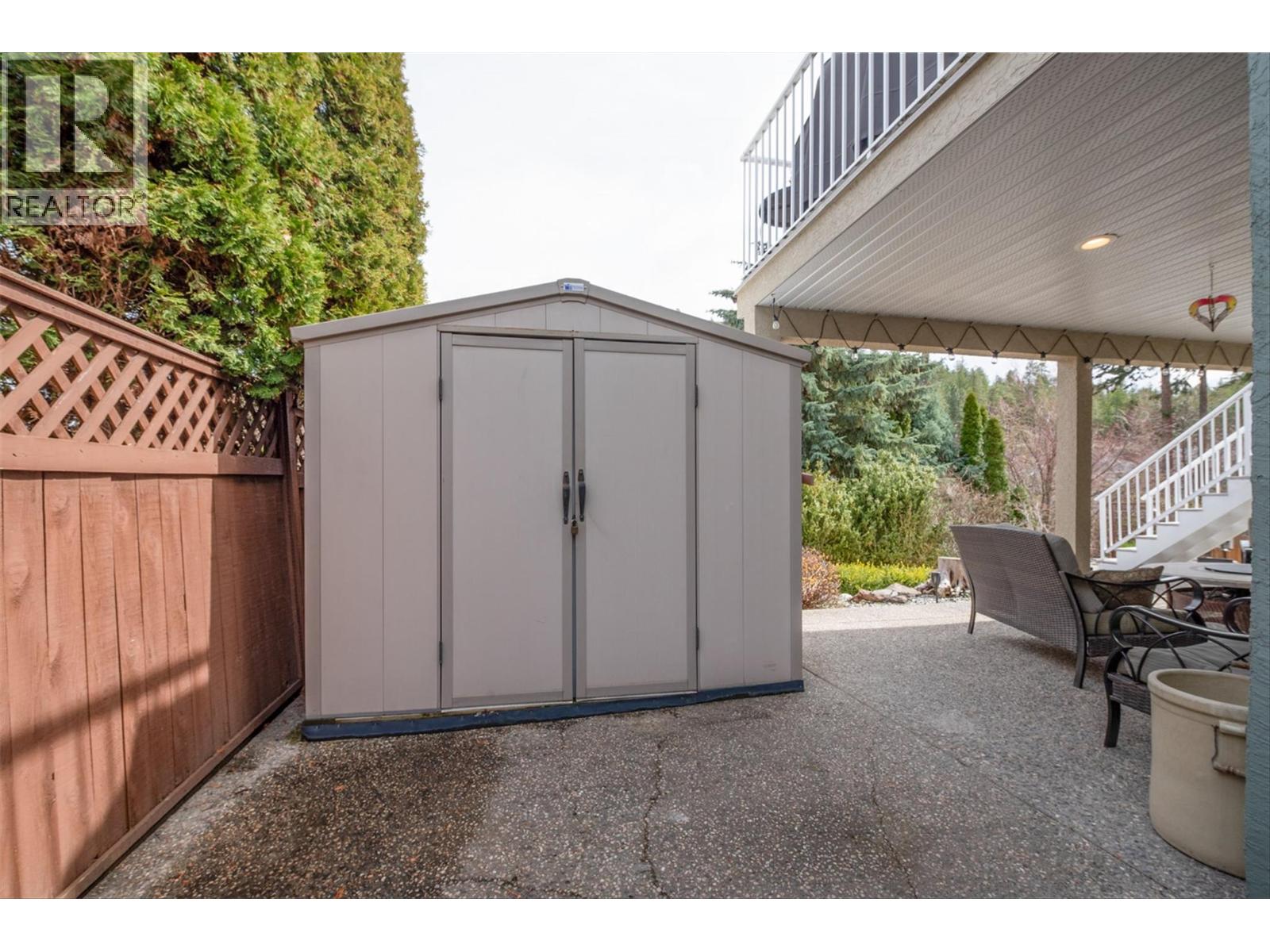  355 Woodpark Crescent, Kelowna