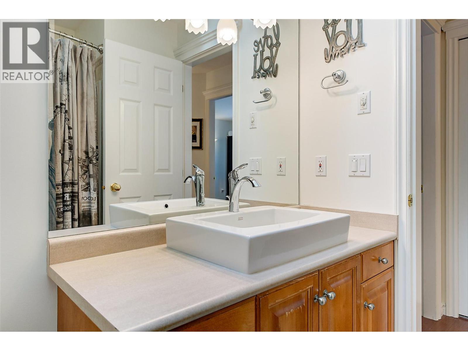  355 Woodpark Crescent, Kelowna
