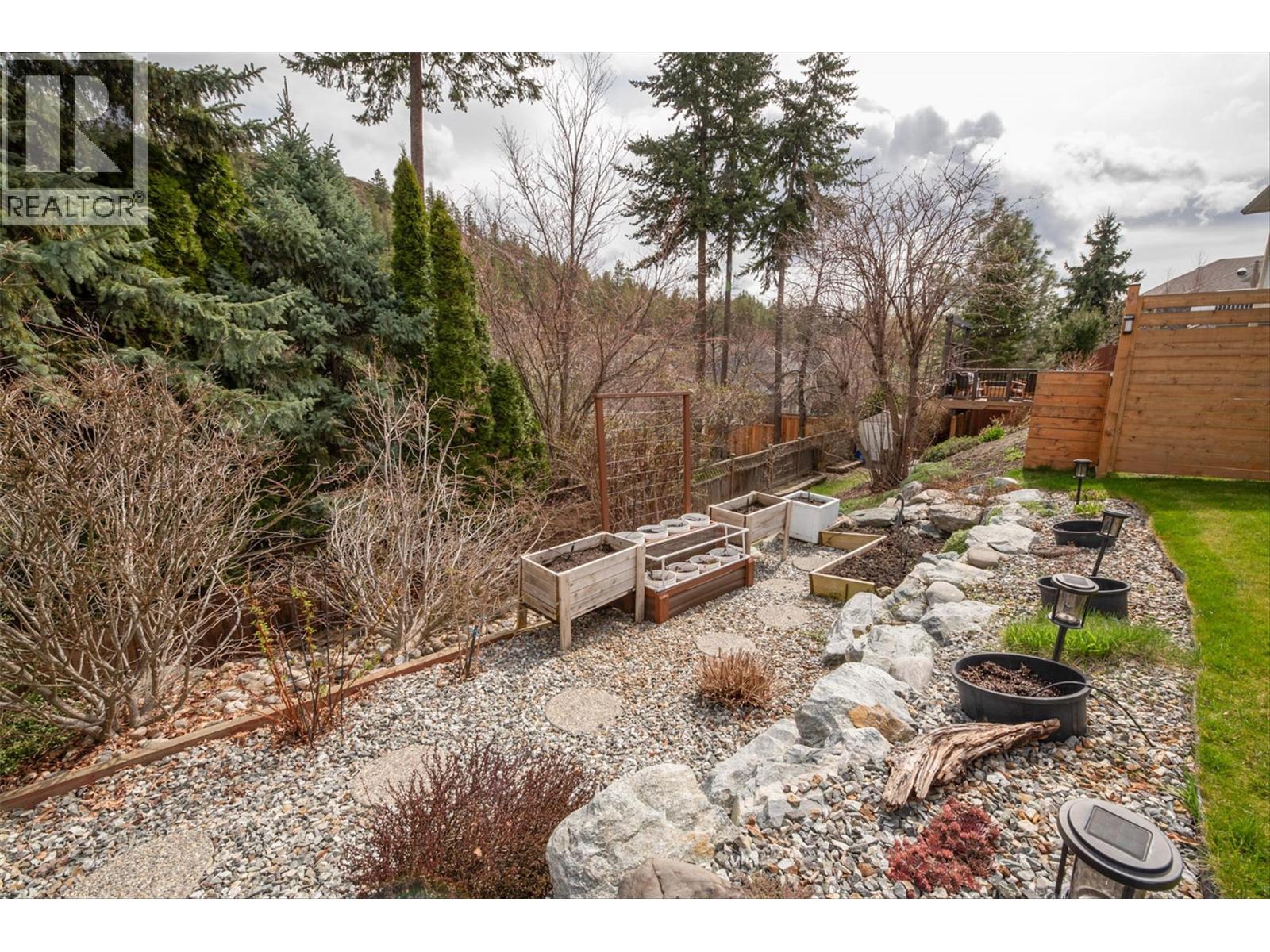  355 Woodpark Crescent, Kelowna