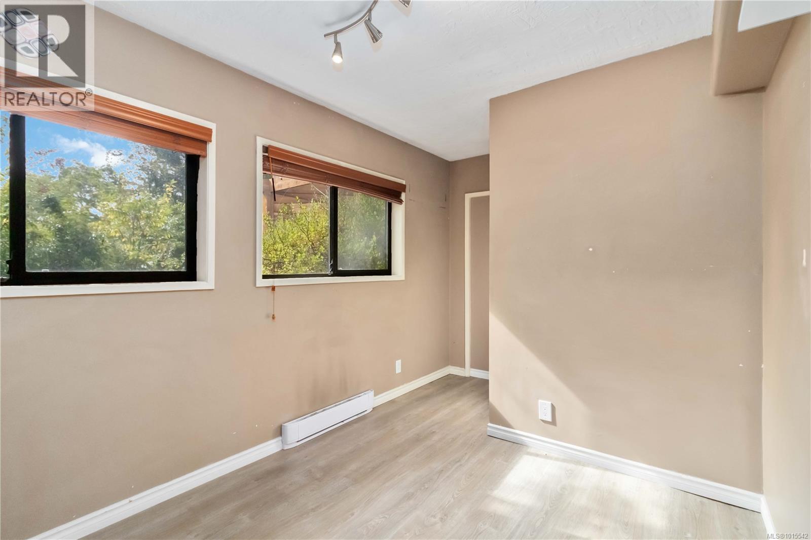  1619 Barksdale Drive, Saanich