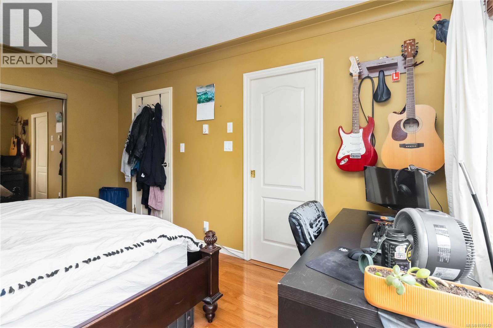 1619 Barksdale Drive, Saanich