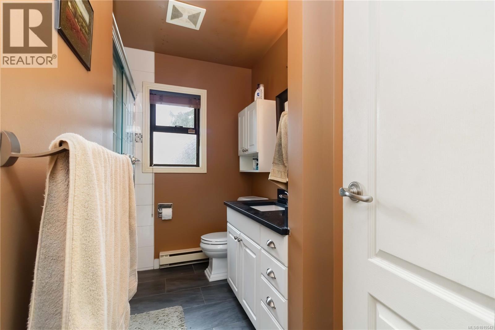  1619 Barksdale Drive, Saanich