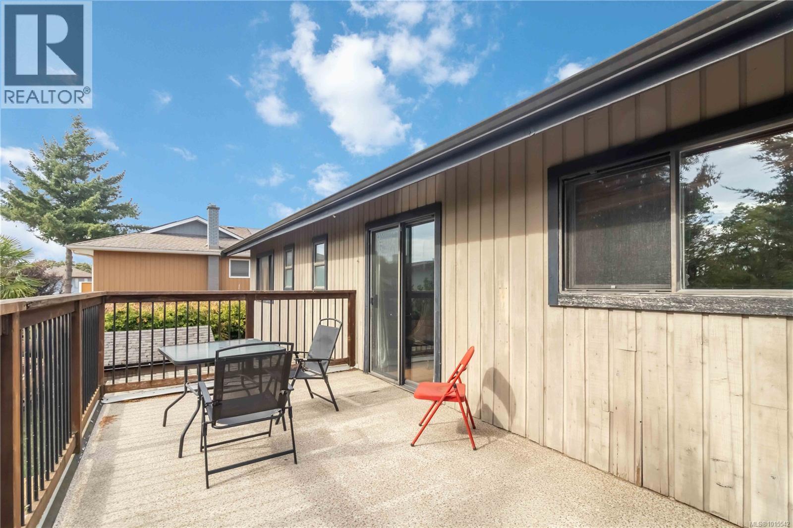  1619 Barksdale Drive, Saanich