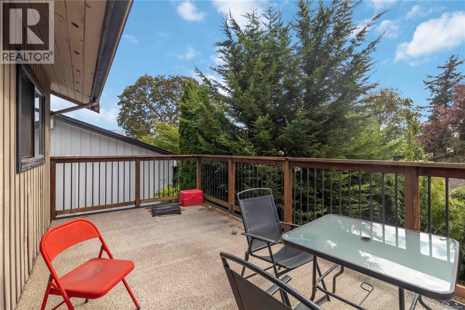  1619 Barksdale Drive, Saanich