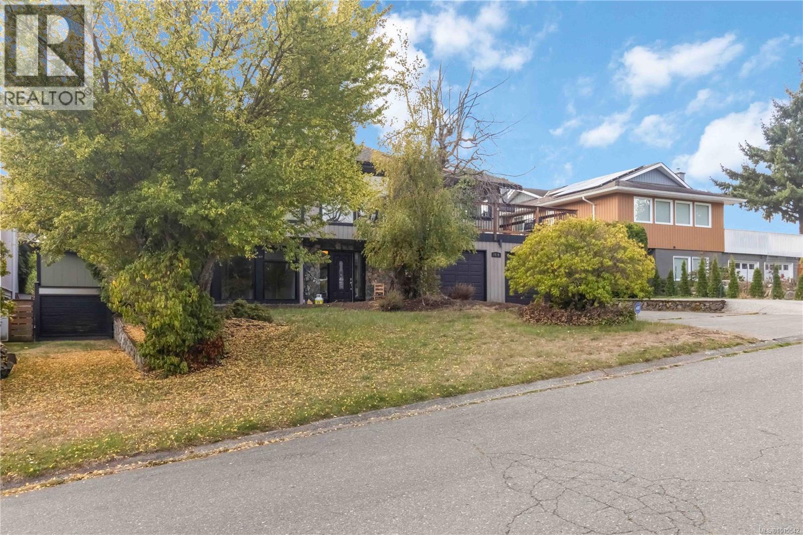  1619 Barksdale Drive, Saanich